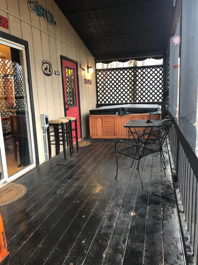 Mountain-Top Cabin Get-Away With Hot Tub And A View Sautee Nacoochee Екстер'єр фото